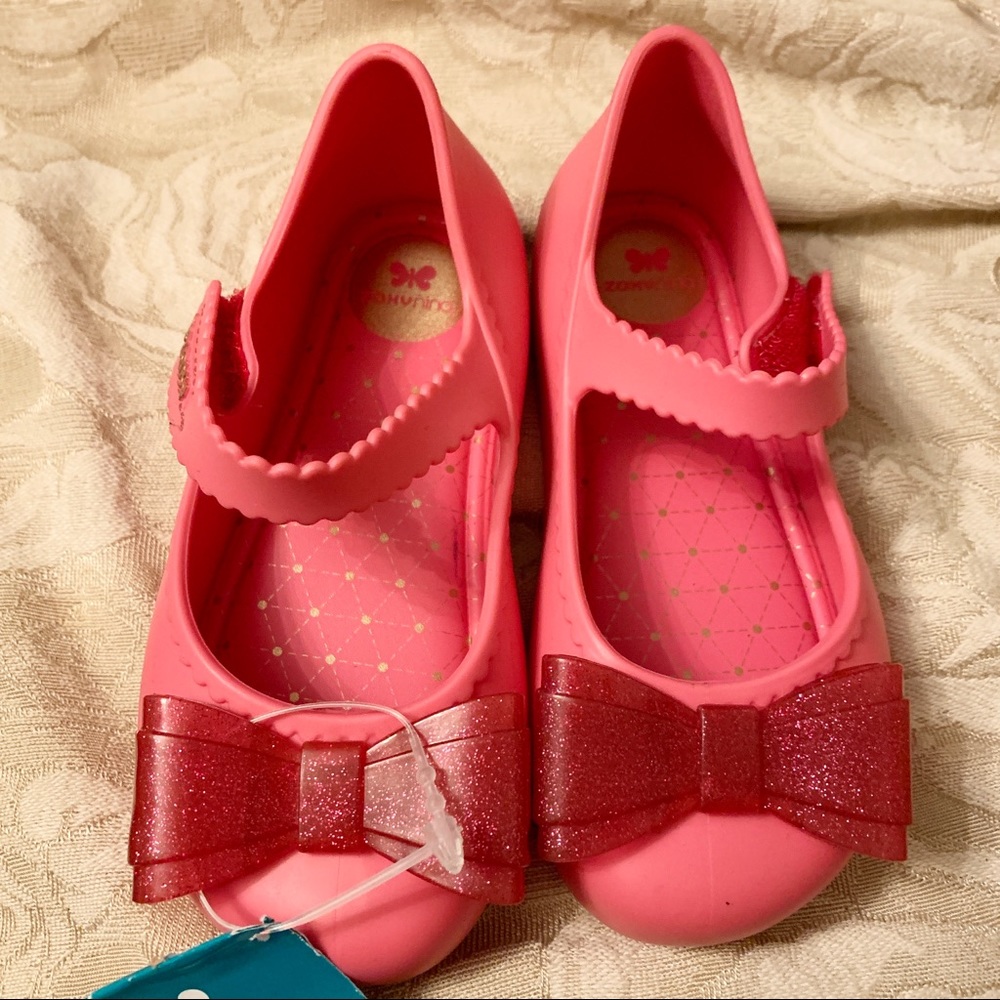 Silicone bow shoes